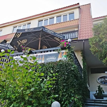 Gosciniec Skolimowka Restauracja I Pokoje Ze Sniadaniem Na Kaszubach 切米诺 外观 照片