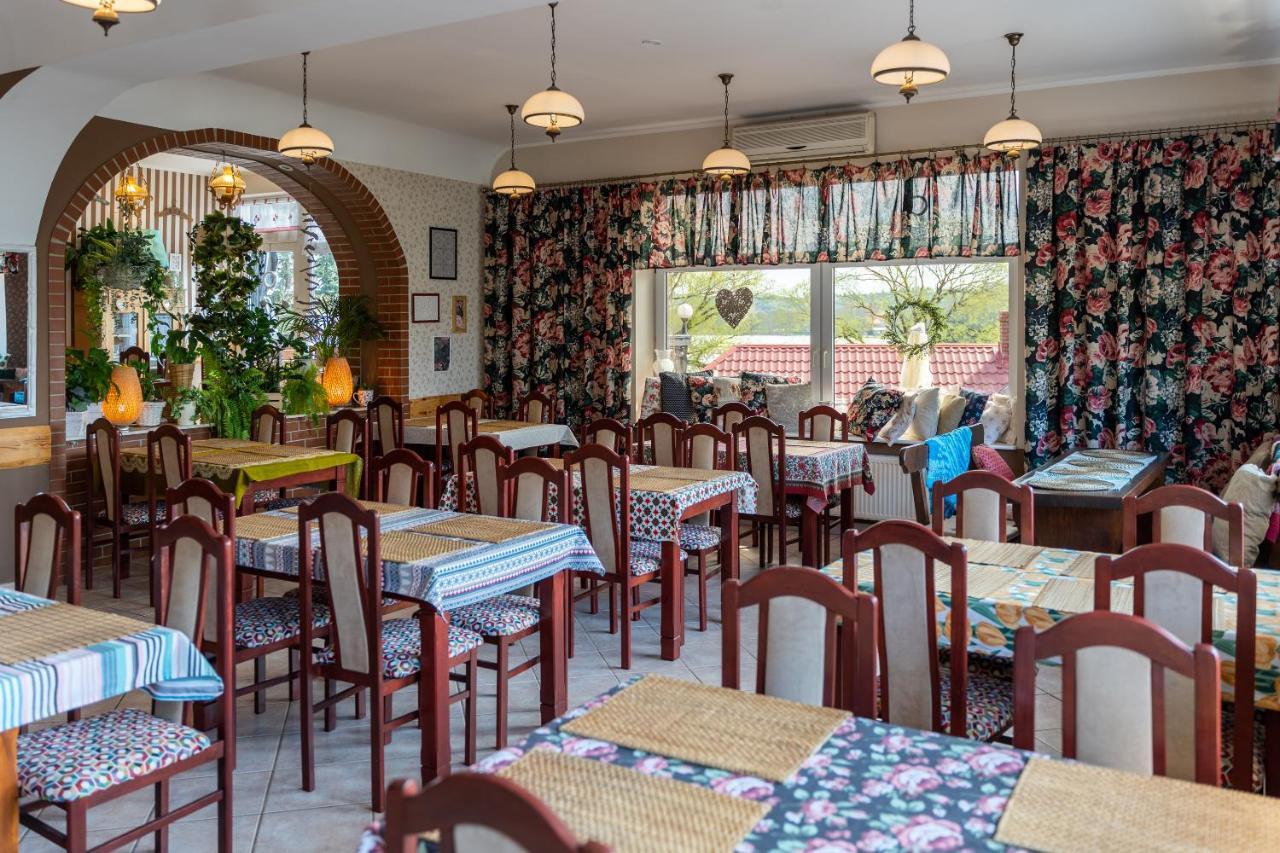 Gosciniec Skolimowka Restauracja I Pokoje Ze Sniadaniem Na Kaszubach 切米诺 外观 照片